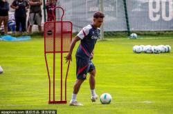 B体育亚洲官网-罗马新援表现抢眼，球队士气大振的简单介绍