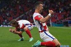 B体育官方登录入口-克罗地亚-战平希腊，成功晋级欧锦赛的简单介绍