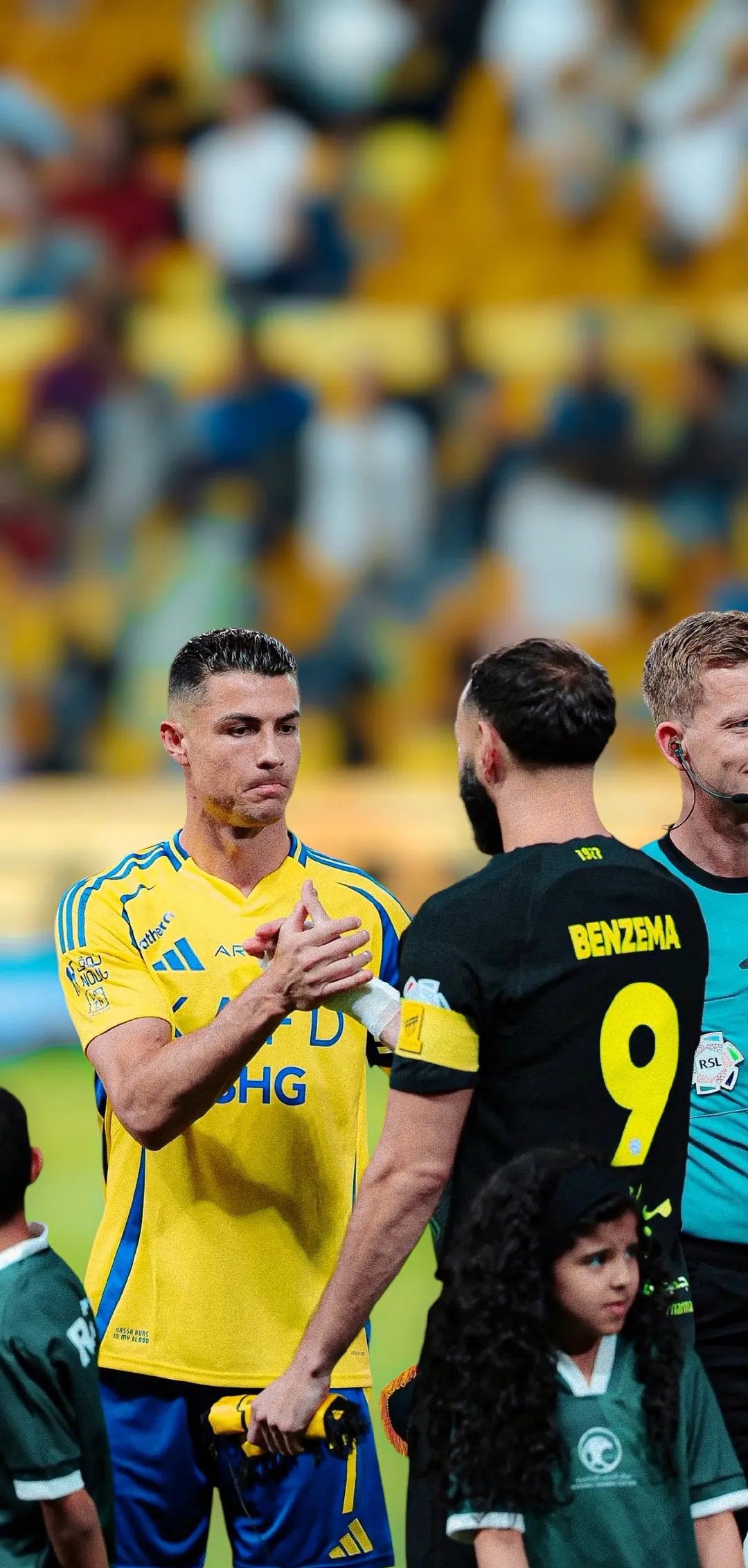 皇家马德里险胜，本泽马连进两球