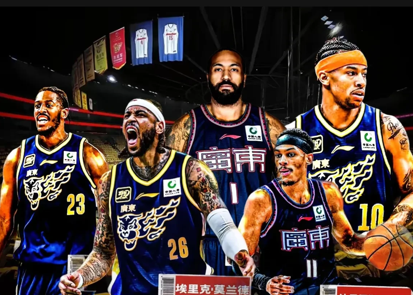 包含外援球员交易市场火热，多支球队积极出击的词条