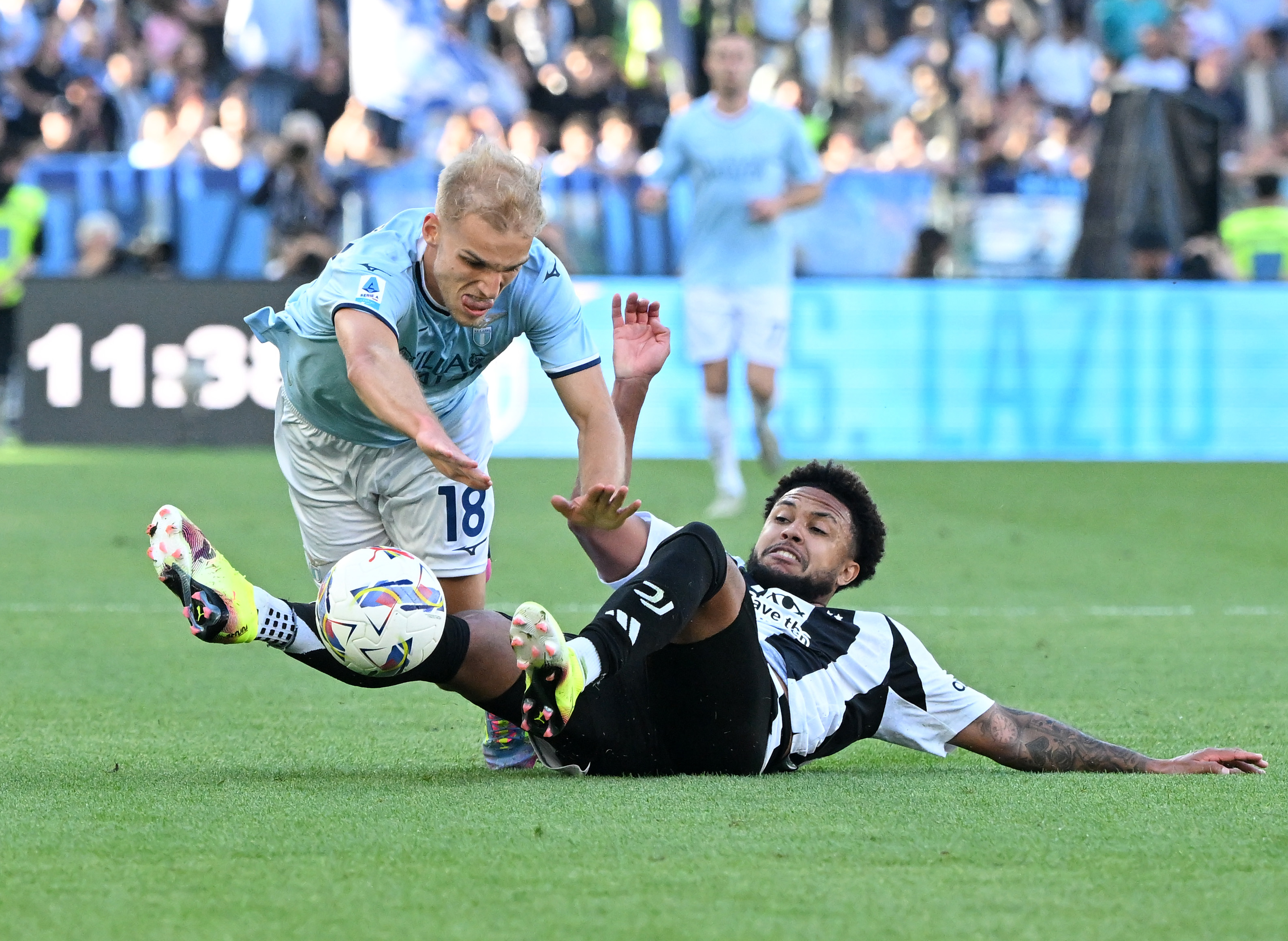 尤文图斯击败拉齐奥，继续领先榜首的简单介绍