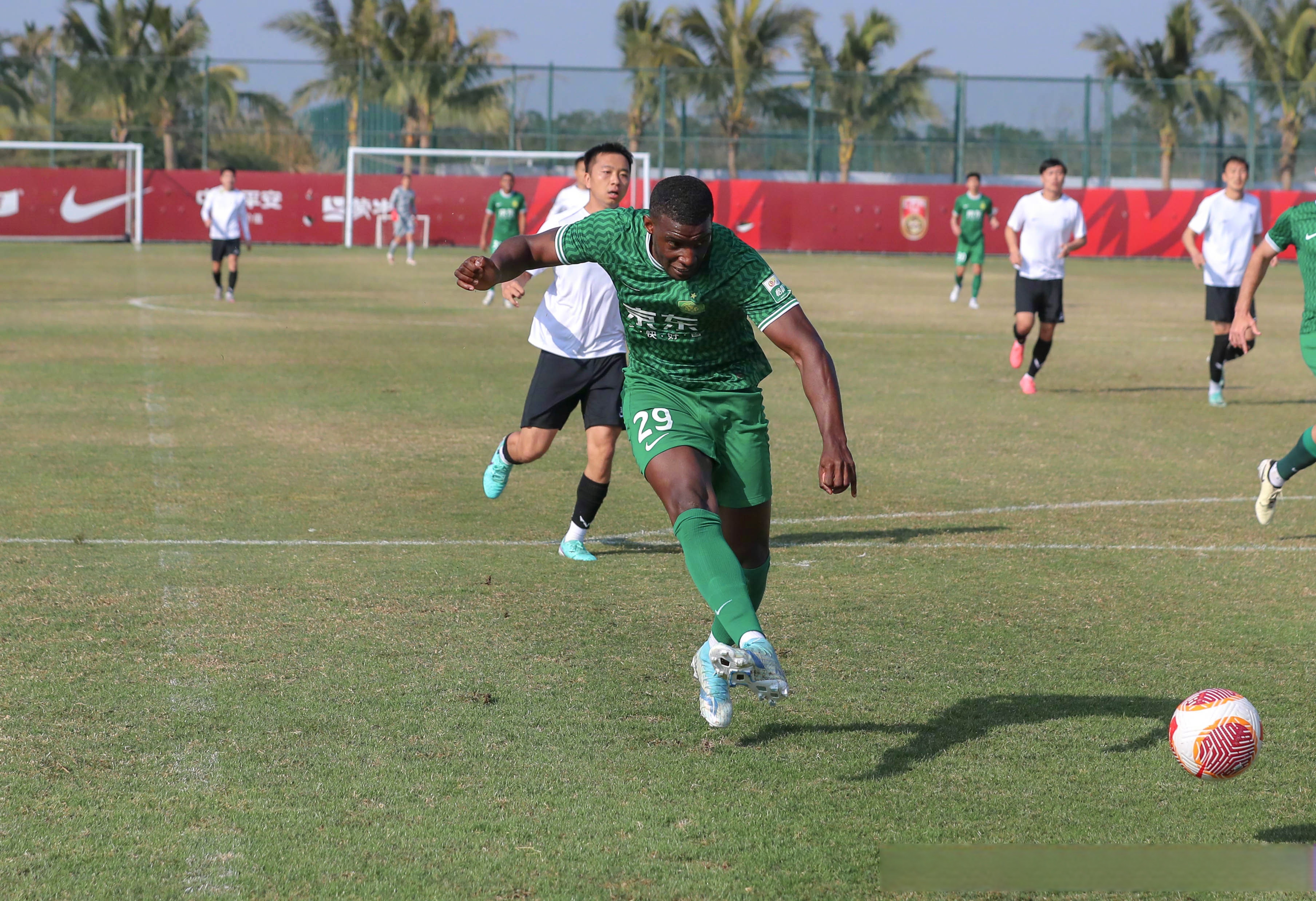 北京国安不敌重庆斯威，遭遇失利