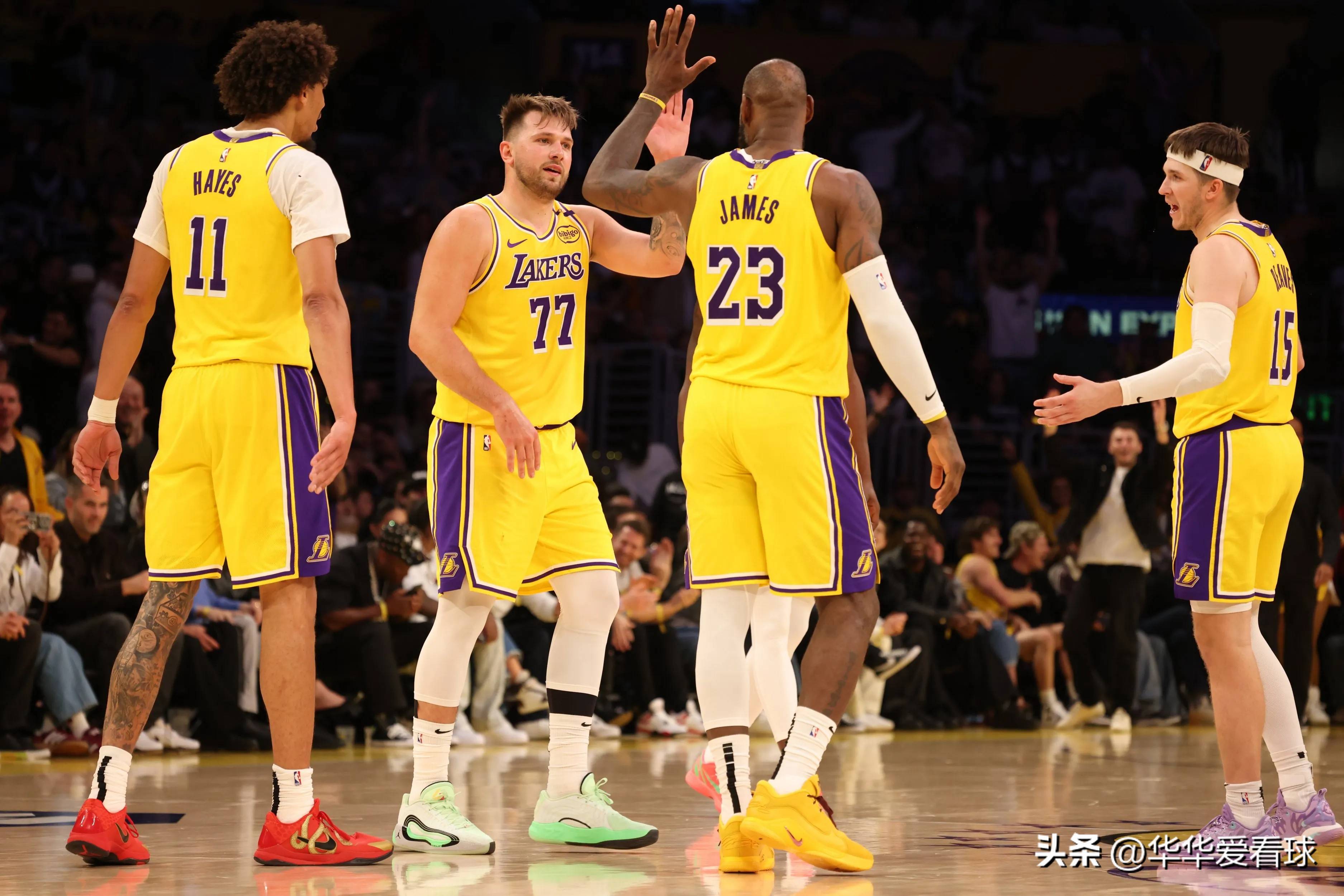 湖人大胜开拓者，豪取五连胜