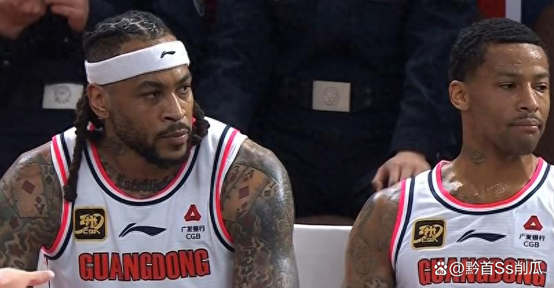 恶意犯规事件频发，裁判执法水平引发质疑的简单介绍