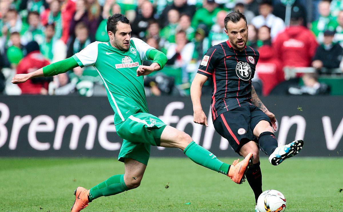 塞维利亚客场逆转，取胜对手