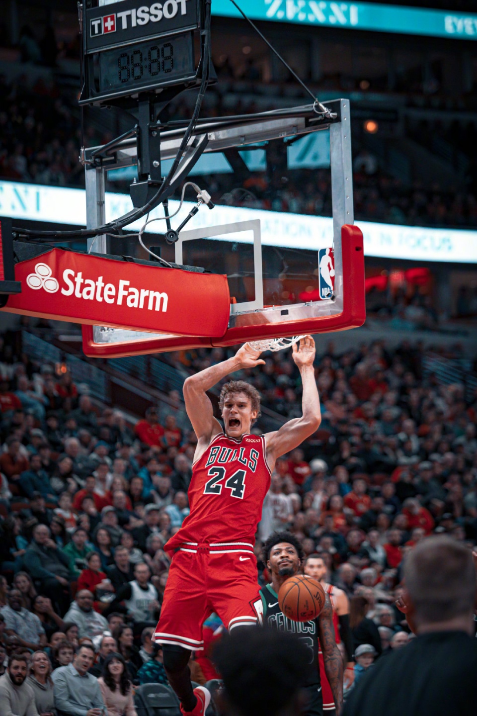 独行侠主场失利，阿波罗全场抢眼的简单介绍